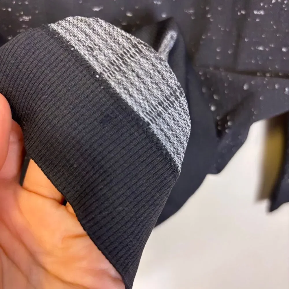 Lululemon Black with White Speckled Workout Long Sleeve Top‎ Size 4